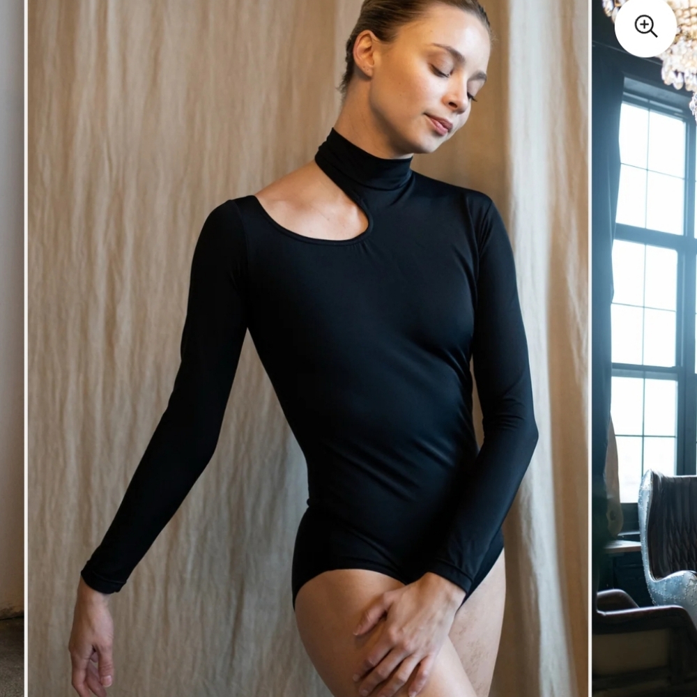 Xiao Xiao Leotard Black Long Sleeve